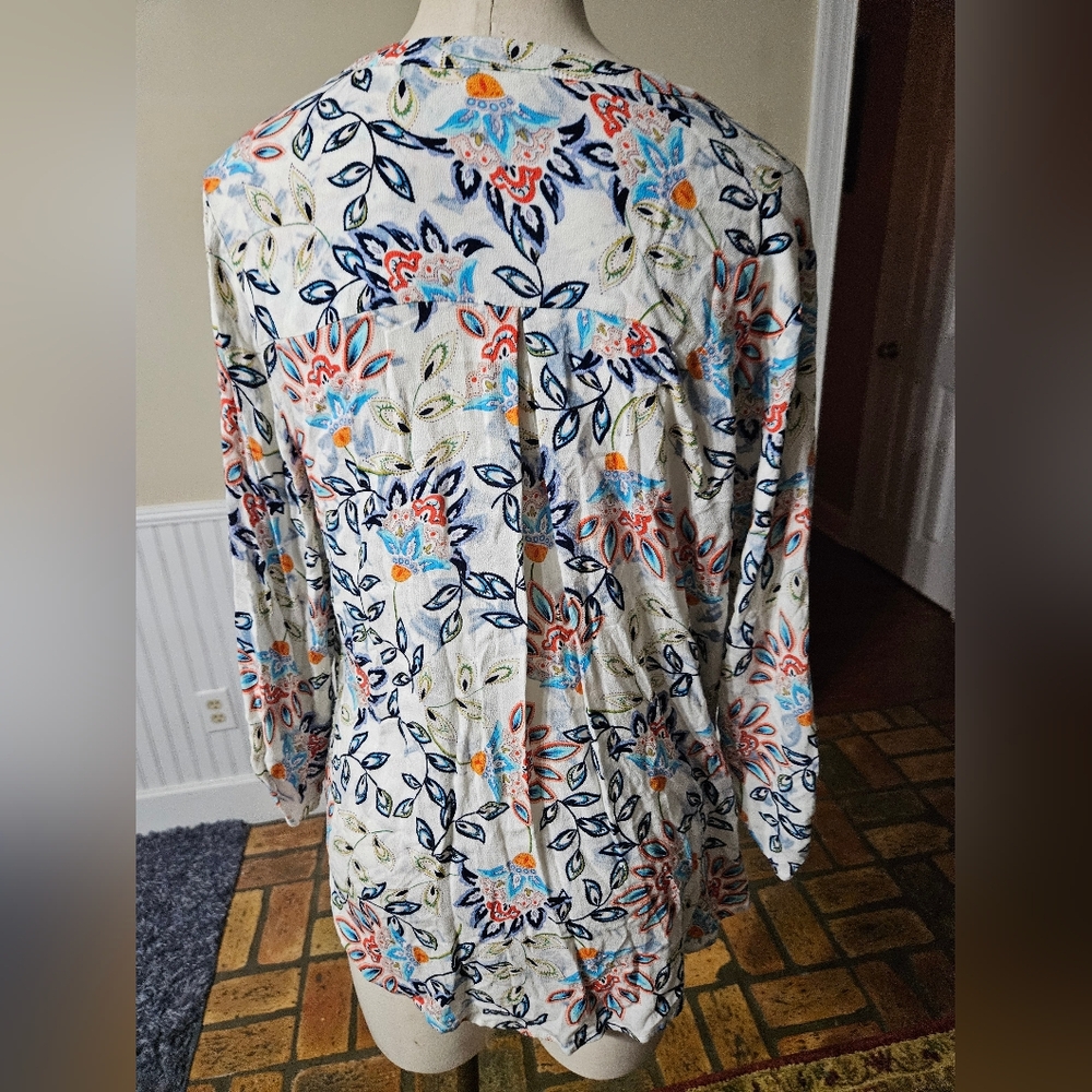 Daniel Rainn White Floral V-Neck Long Sleeve Blouse with Blue and Coral Print - Picture 3 of 4
